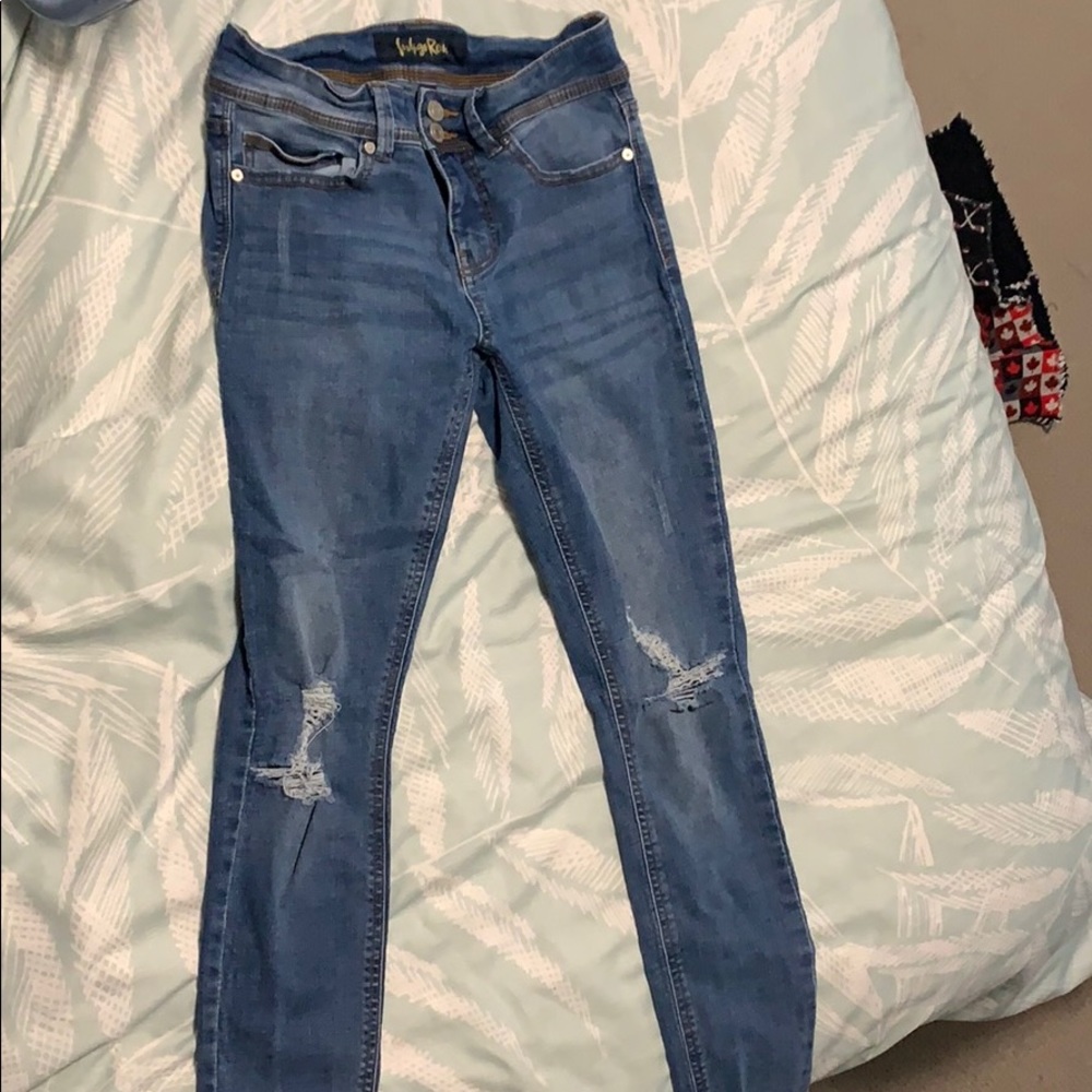 Jeans - Picture 2 of 3